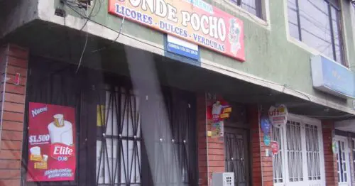 TIENDA Y CIGARRERIA DONDE POCHO